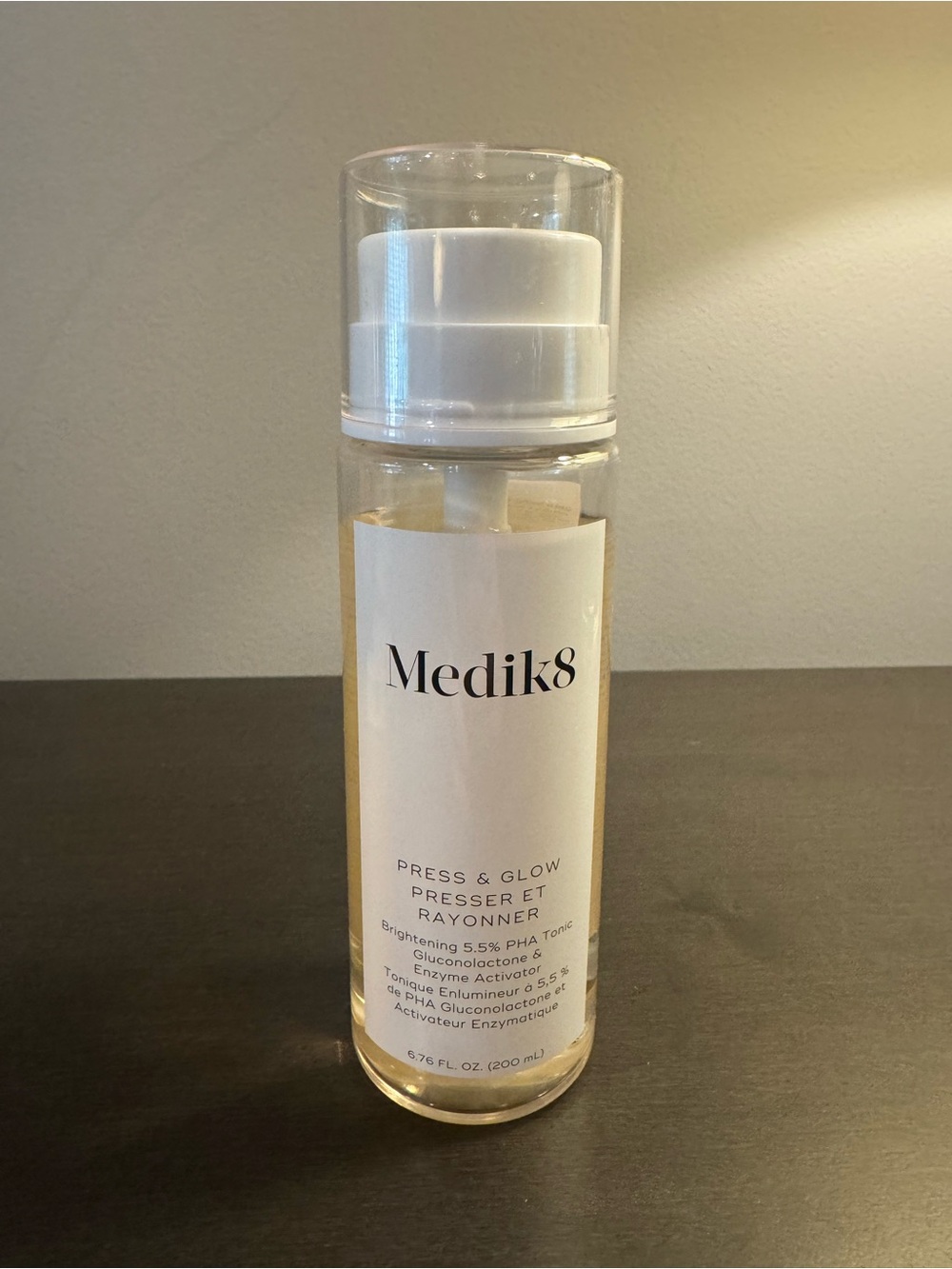 Medik8 Press & Glow Daily Exfoliating PHA Tonic Full Size 200 ml 6.7 READ